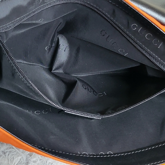 Gucci Leather Nylon Double Strap Shoulder Bag.. Authentic!! - Picture 11 of 16